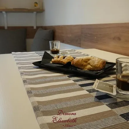 Dimora Elizabeth Ii Modugno