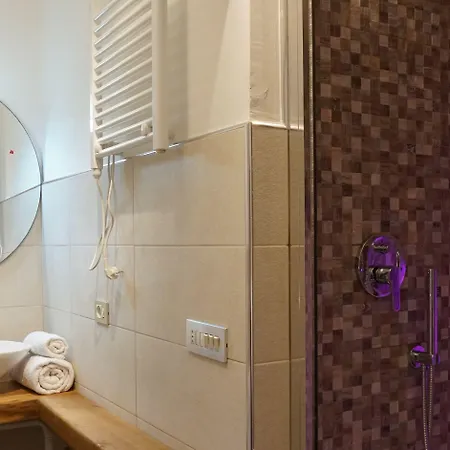 Dimora Elizabeth Ii Maison d'hôtes 3*